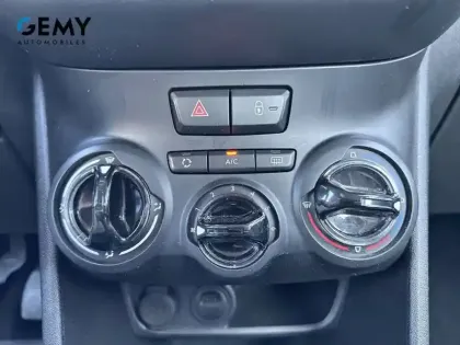 Photo 26 Peugeot 208  PureTech 82ch S&S BVM5