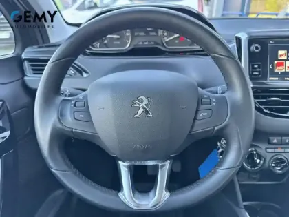 Photo 14 Peugeot 208  PureTech 82ch S&S BVM5