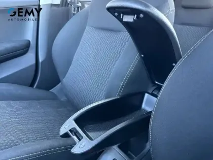 Photo 31 Peugeot 208  PureTech 82ch S&S BVM5