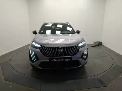 Photo 7 Peugeot 2008  Hybrid 136 e-DCS6