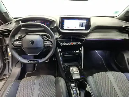 Photo 101 Peugeot 2008  Hybrid 136 e-DCS6
