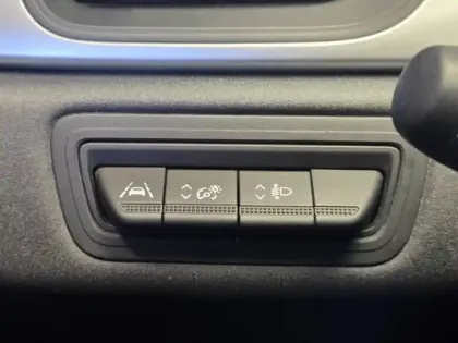 Photo 33 Renault Captur  TCe 90