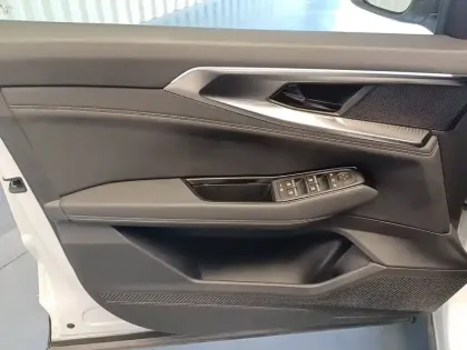 Photo 30 Renault Austral Gén. I (HHN) Ph1 Techno 5