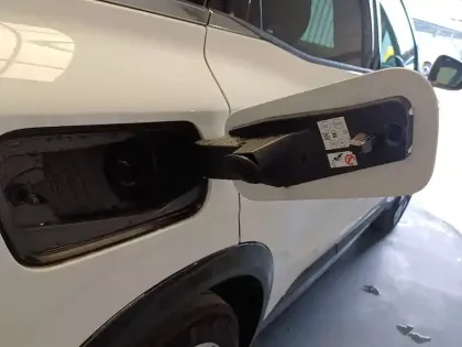 Photo 18 Renault Austral Gén. I (HHN) Ph1 Techno 5