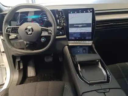 Photo 58 Renault Austral  E-Tech hybrid 200