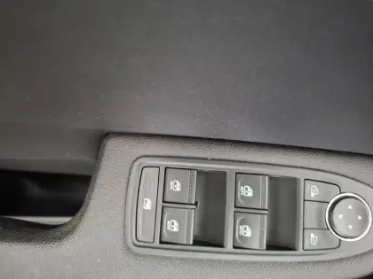 Photo 37 Renault Clio  SCe 65