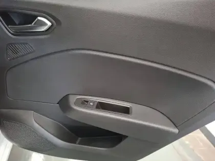 Photo 24 Renault Clio  SCe 65