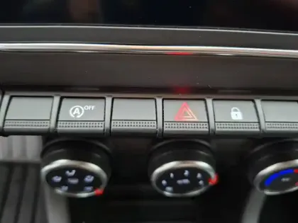 Photo 42 Renault Clio  SCe 65