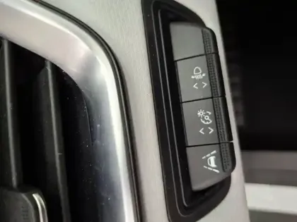 Photo 38 Renault Clio  SCe 65