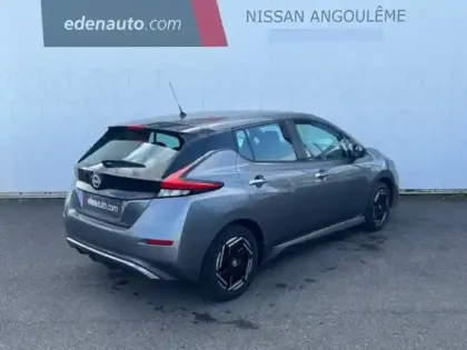Photo 87 Nissan Leaf  Electrique 40kWh