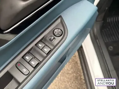 Photo 14 Fiat Panda Grande  e 83 ch