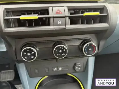 Photo 18 Fiat Panda Grande  e 83 ch