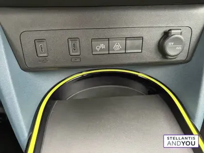 Photo 19 Fiat Panda Grande  e 83 ch