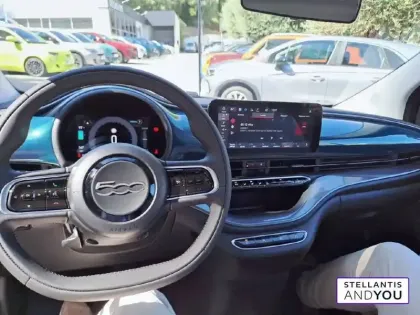 Photo 7 Fiat 500  e 95 ch