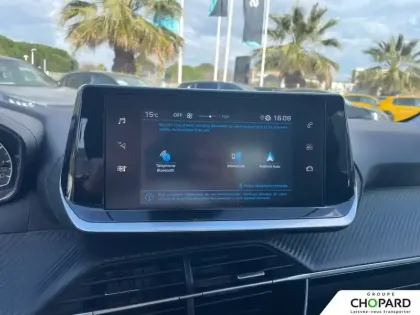 Photo 17 Peugeot 208  PureTech 75 S&S BVM5