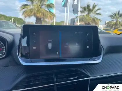 Photo 16 Peugeot 208  PureTech 75 S&S BVM5