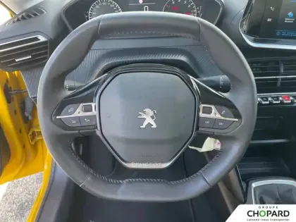 Photo 8 Peugeot 208  PureTech 75 S&S BVM5