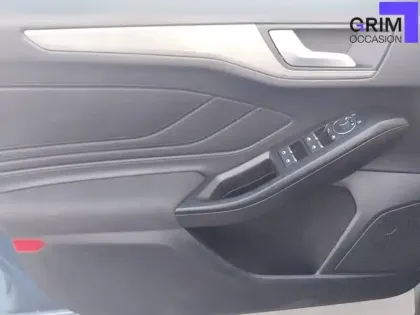 Photo 21 Ford Focus  SW 1.0 Flexifuel 125 S&S mHEV Powershift