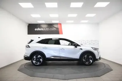 Photo 31 Renault Symbioz  E-Tech full hybrid 145