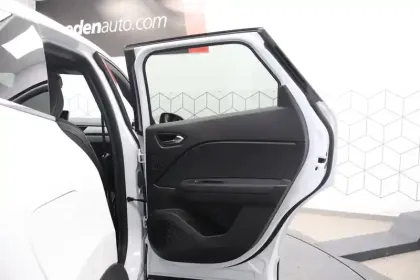 Photo 23 Renault Symbioz  E-Tech full hybrid 145