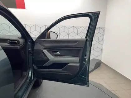 Photo 17 Dacia Duster  Hybrid 140