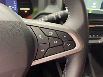 Photo 42 Dacia Duster  Hybrid 140