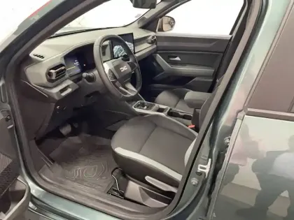 Photo 11 Dacia Duster  Hybrid 140