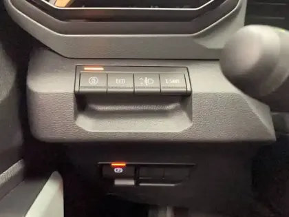 Photo 45 Dacia Duster  Hybrid 140