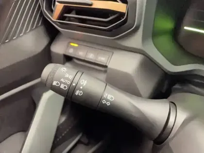 Photo 43 Dacia Duster  Hybrid 140