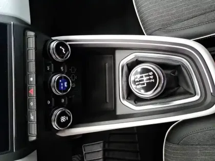 Photo 73 Renault Clio Gén. V (BJA) Ph1 NG Techno 5