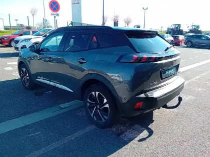 Photo 6 Peugeot 2008  BlueHDi 130 S&S EAT8