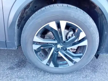 Photo 19 Peugeot 2008  BlueHDi 130 S&S EAT8