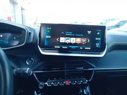 Photo 13 Peugeot 2008  BlueHDi 130 S&S EAT8