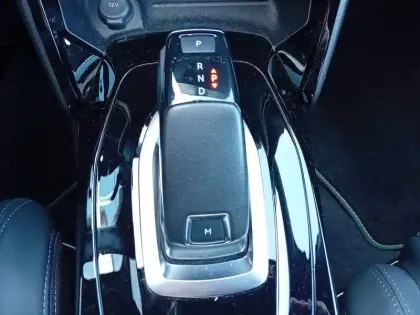 Photo 17 Peugeot 2008  BlueHDi 130 S&S EAT8