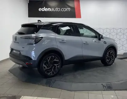 Photo 28 Renault Captur  E-Tech full hybrid 160 ch