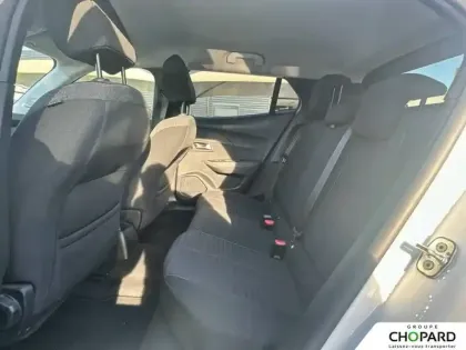 Photo 34 Peugeot 2008  PureTech 100 S&S BVM6