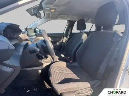 Photo 10 Peugeot 2008  PureTech 100 S&S BVM6