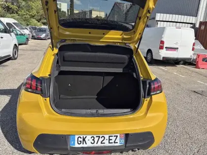 Photo 15 Peugeot 208  PureTech 100 S&S BVM6
