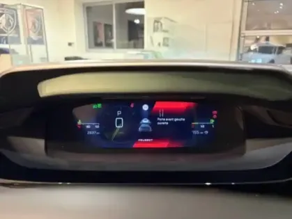 Photo 54 Peugeot 408  Hybrid 145 e-DCS6