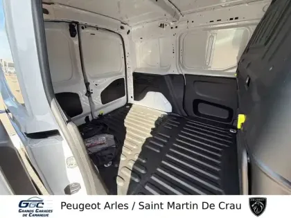 Photo 9 Peugeot Partner E- FOURGON M 800 KG 136 CH BATTERIE 50 KWH