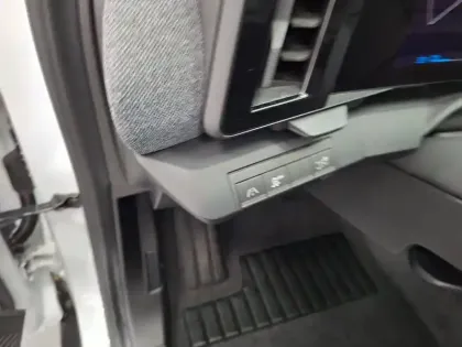 Photo 26 Renault Megane  E-Tech EV60 130ch super charge