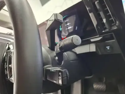 Photo 37 Renault Megane  E-Tech EV60 130ch super charge