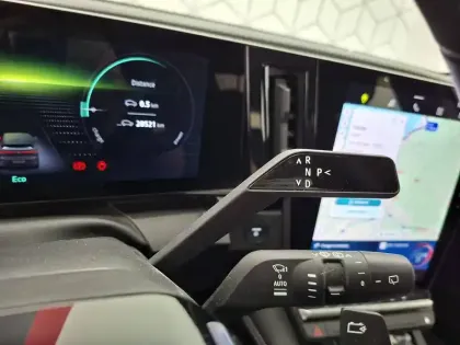 Photo 38 Renault Megane  E-Tech EV60 130ch super charge