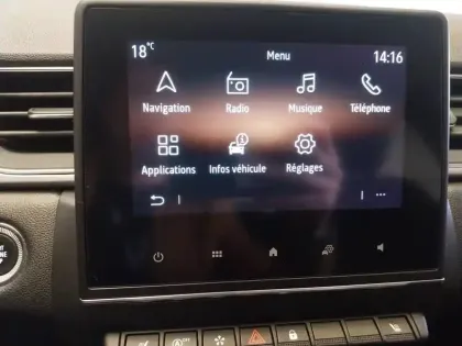 Photo 24 Renault Captur  TCe 90 - 21