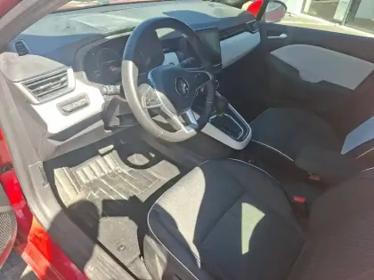 Photo 10 Renault Clio  E-Tech 140 - 21N