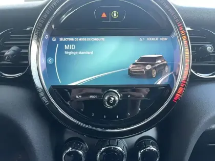 Photo 44 Mini Mini Hatch 3 Portes Cooper SE 184 ch