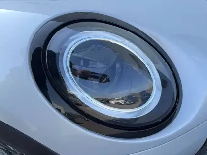 Photo 48 Mini Mini Hatch 3 Portes Cooper SE 184 ch