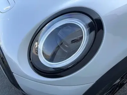 Photo 49 Mini Mini Hatch 3 Portes Cooper SE 184 ch