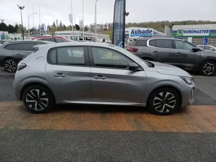 Photo 45 Peugeot 208  PureTech 75 S&S BVM5