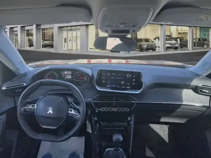 Photo 8 Peugeot 2008 Gén. II Ph1 NG Allure 5